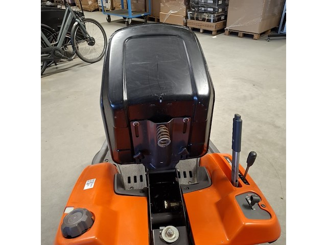 Zitmaaier , husqvarna, r 213c, oranje - afbeelding 18 van  19