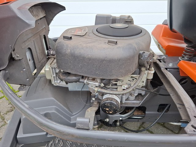 Zitmaaier husqvarna, r320awd, bouwjaar 2013 - afbeelding 7 van  21