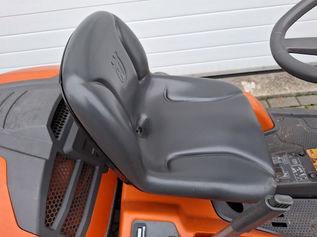 Zitmaaier husqvarna, r320awd, bouwjaar 2013 - afbeelding 17 van  21