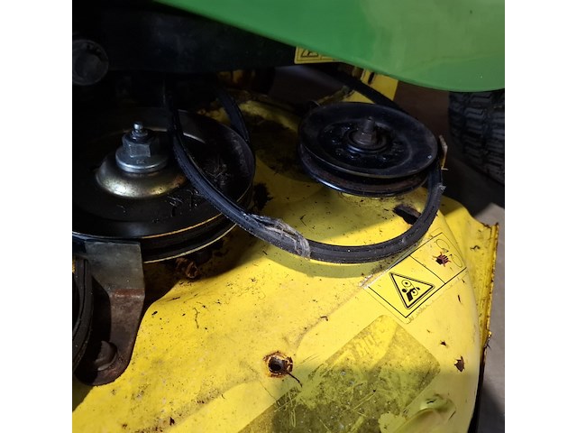 Zitmaaier, john deere, x320, 2006 - afbeelding 22 van  30