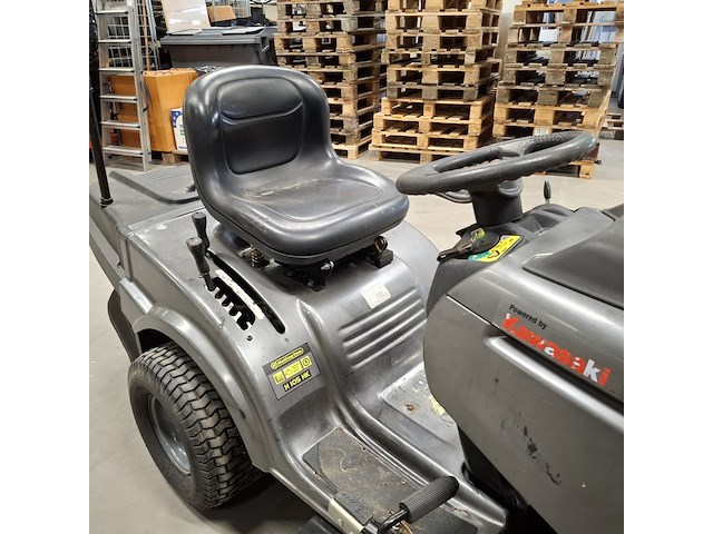 Zitmaaier , kawasaki / helington, h 105 hk - afbeelding 5 van  19