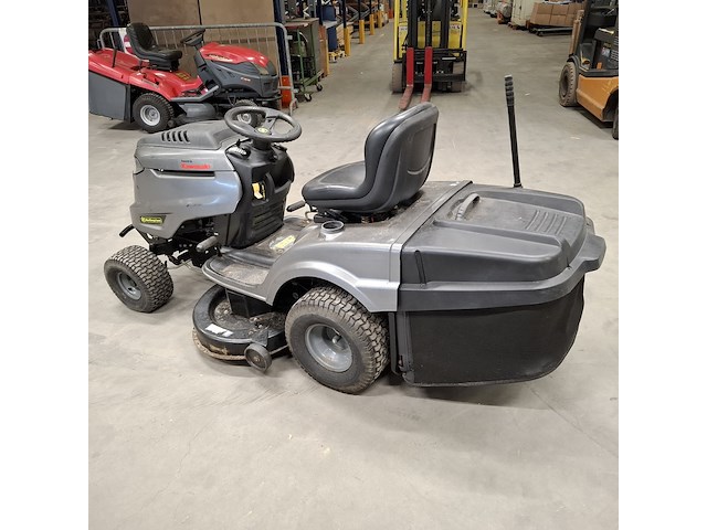Zitmaaier , kawasaki / helington, h 105 hk - afbeelding 15 van  19