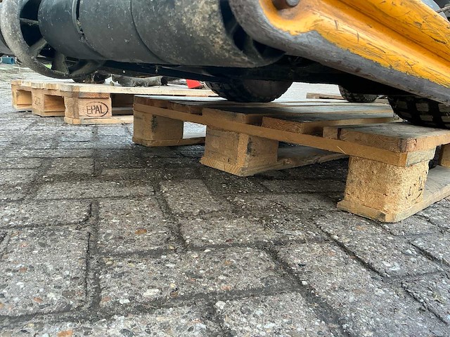 Zitmaaier / robotmaaier / vingerbalkmaaier / veegmachine (6x) - afbeelding 13 van  22