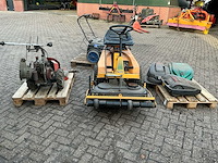 Zitmaaier / robotmaaier / vingerbalkmaaier / veegmachine (6x) - afbeelding 2 van  22