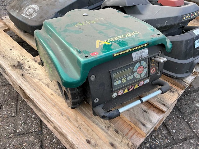 Zitmaaier / robotmaaier / vingerbalkmaaier / veegmachine (6x) - afbeelding 8 van  22