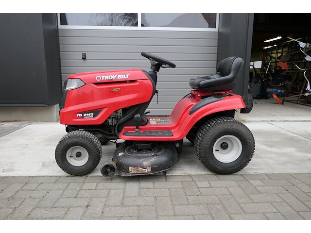 Zitmaaier, troy-bilt, tb 2142 hydrostatic - afbeelding 1 van  2
