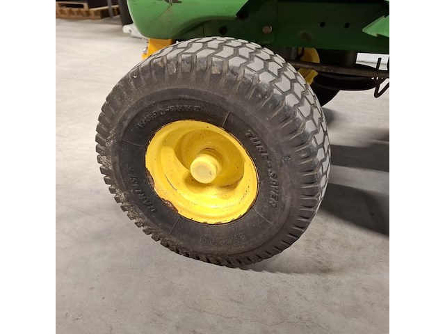 Zitmaaier zonder maaibak met aanhangwagen , john deere, lt 155 twin touch automatic - afbeelding 13 van  34