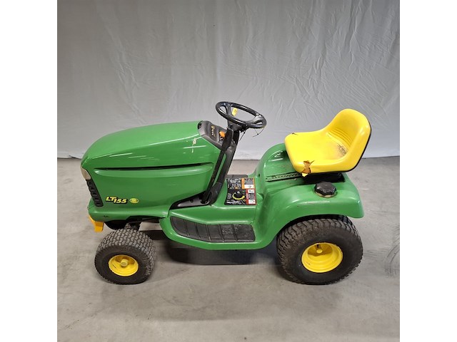 Zitmaaier zonder maaibak met aanhangwagen , john deere, lt 155 twin touch automatic - afbeelding 12 van  34