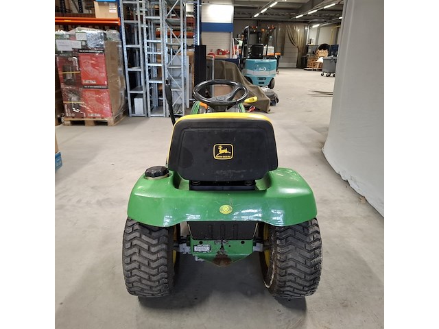 Zitmaaier zonder maaibak met aanhangwagen , john deere, lt 155 twin touch automatic - afbeelding 30 van  34