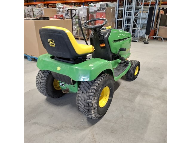 Zitmaaier zonder maaibak met aanhangwagen , john deere, lt 155 twin touch automatic - afbeelding 31 van  34