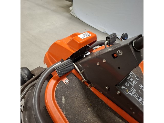 Zitmaaier/frontmaaier, husqvarna , rider 13 bioclip - afbeelding 2 van  22