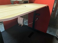 Zit/sta bureau 200x90cm - elektrisch verstelbaar + stroomvoorziening - afbeelding 5 van  6