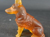 Zittende hond - afbeelding 2 van  5
