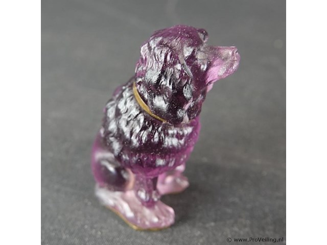 Zittende hond - afbeelding 4 van  5