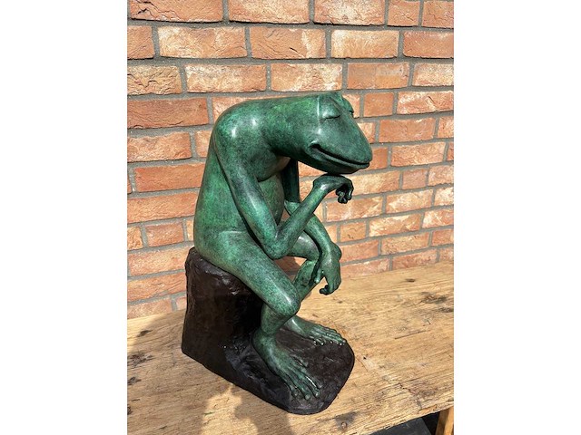 Zittende kikker sculptuur - afbeelding 3 van  3