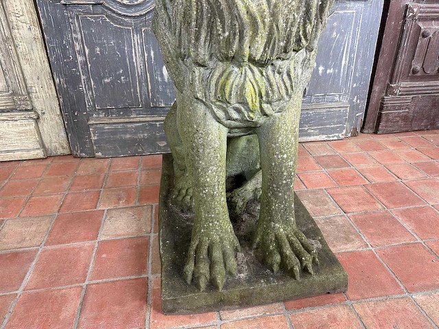 Zittende leeuw 1.50 meter hoog - afbeelding 4 van  7