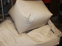 Zitzak met voetensteun beige kleur - afbeelding 2 van  7