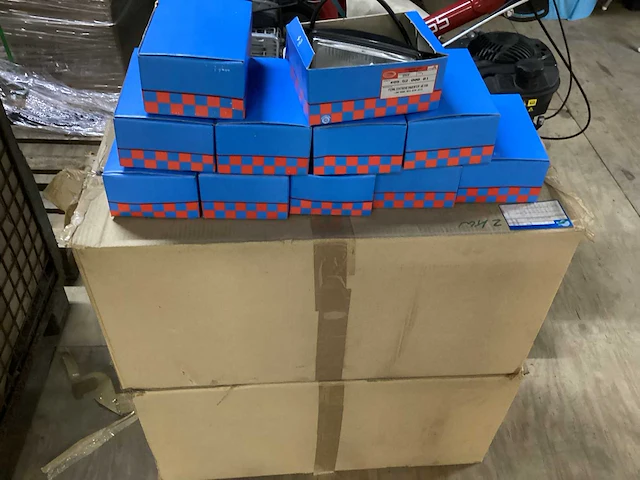 Zkw autoverlichting (100x) - afbeelding 2 van  2