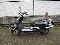 Znen - bromscooter - aurora 5 (qt-h/hs) retro - scooter - afbeelding 1 van  11