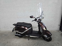 Znen - snor scooter - bellagio - moped 4t 25km uitvoering djn66t - afbeelding 2 van  5