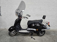 Znen - snorscooter - aurora - 4t 25km uitvoering fp848t - afbeelding 1 van  2