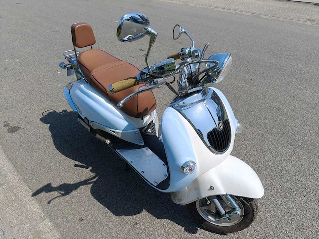 Znen - snorscooter - aurora 5 (qt-h/hs) - d-360-sf - afbeelding 2 van  2