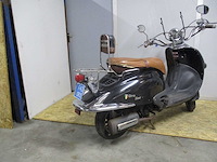 Znen - snorscooter - grande retro - scooter - afbeelding 8 van  10