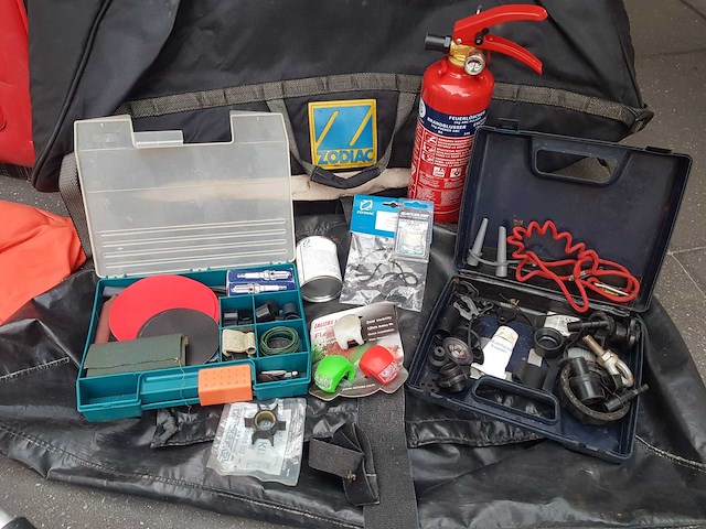 Zodiac - mk 2c futura s “allpa” - mariner 30 pk op pega trailer - afbeelding 2 van  4