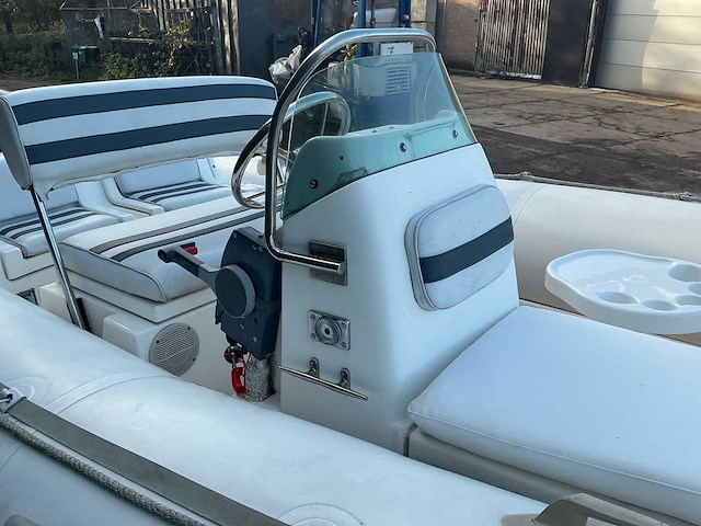 Zodiac - yacht line 600 - rib boot - afbeelding 24 van  44