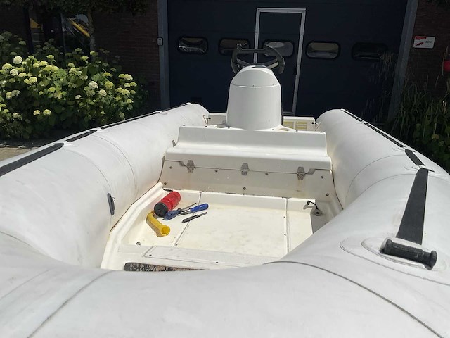 Zodiac rib rubberboot “jet aandrijving” - afbeelding 3 van  14