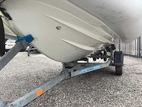 Zodiac zeewaardig speedboot 60pk polyester rib boot - afbeelding 4 van  4