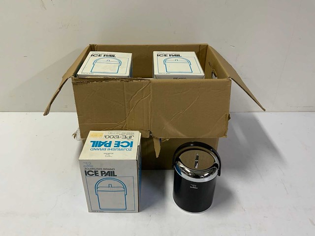 Zojirushi ice pail ijsemmer (8x) - afbeelding 1 van  6