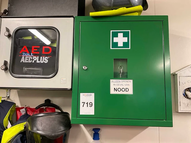 Zoll aed plus defibrillator en overige bhv - afbeelding 9 van  10