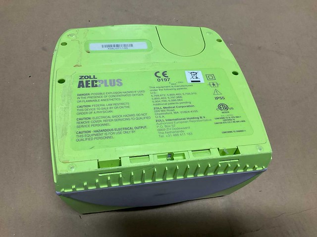 Zoll aed plus defibrillator - afbeelding 3 van  3