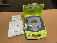 Zoll aed plus defibrillator - afbeelding 2 van  3