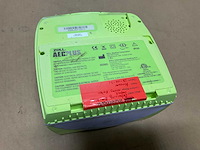 Zoll aed plus defibrillator - afbeelding 3 van  3