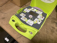 Zoll aed+plus defibrillator - afbeelding 3 van  4