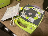 Zoll aed+plus defibrillator - afbeelding 3 van  3