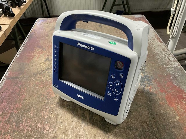 Zoll propaq monitor defibrillator - afbeelding 2 van  5