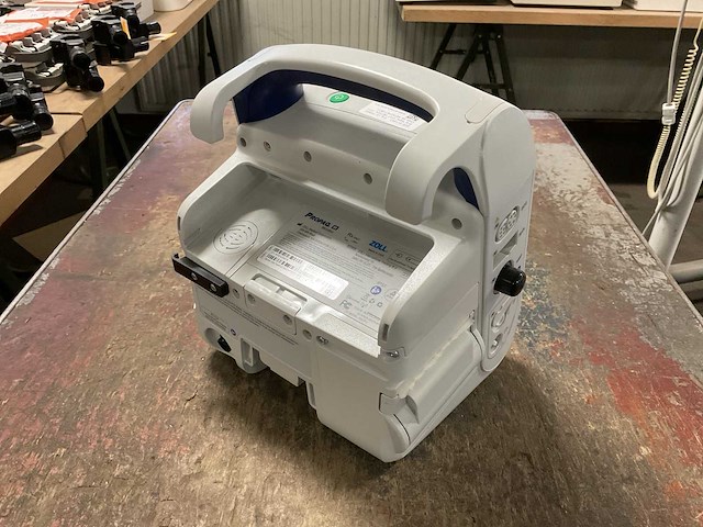 Zoll propaq monitor defibrillator - afbeelding 4 van  5