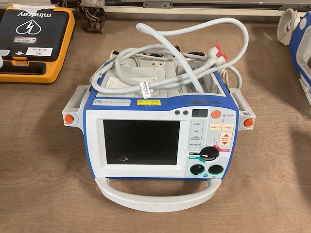 Zoll rseries als defibrillator - afbeelding 2 van  6