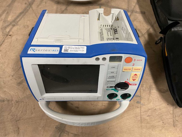 Zoll rseries als defibrillator - afbeelding 2 van  6