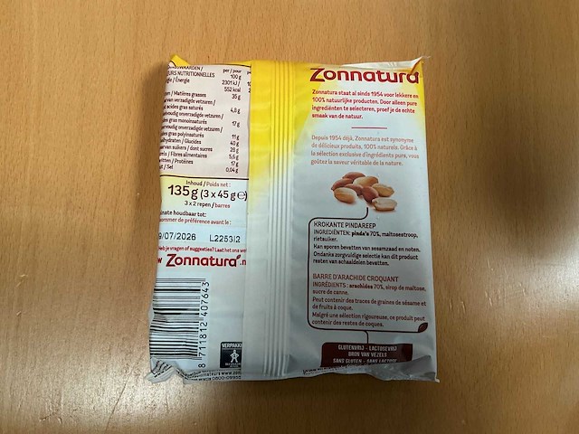 Zonnatura crunch krokante pindareep (12x) - afbeelding 2 van  3