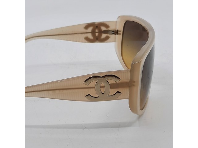 Zonnebril, chanel, c. 1731/11 - afbeelding 5 van  10