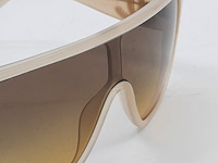 Zonnebril, chanel, c. 1731/11 - afbeelding 10 van  10