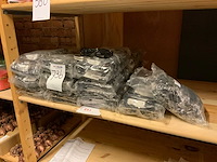 Zonnebrillen (251x) - afbeelding 1 van  2