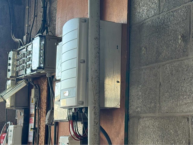 Zonnepaneel installatie - afbeelding 6 van  8