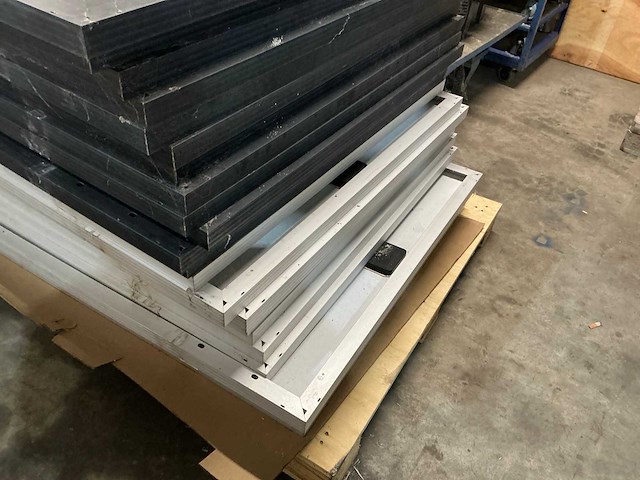 Zonnepaneel installatie - afbeelding 2 van  9