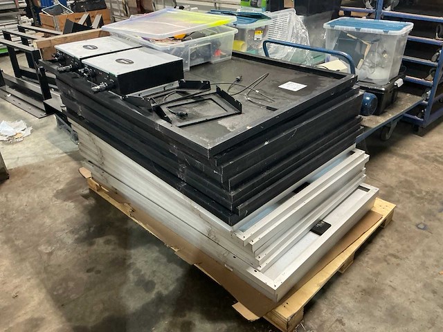 Zonnepaneel installatie - afbeelding 1 van  4