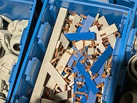Zonnepaneel installatiemateriaal met gereedschap - afbeelding 5 van  18